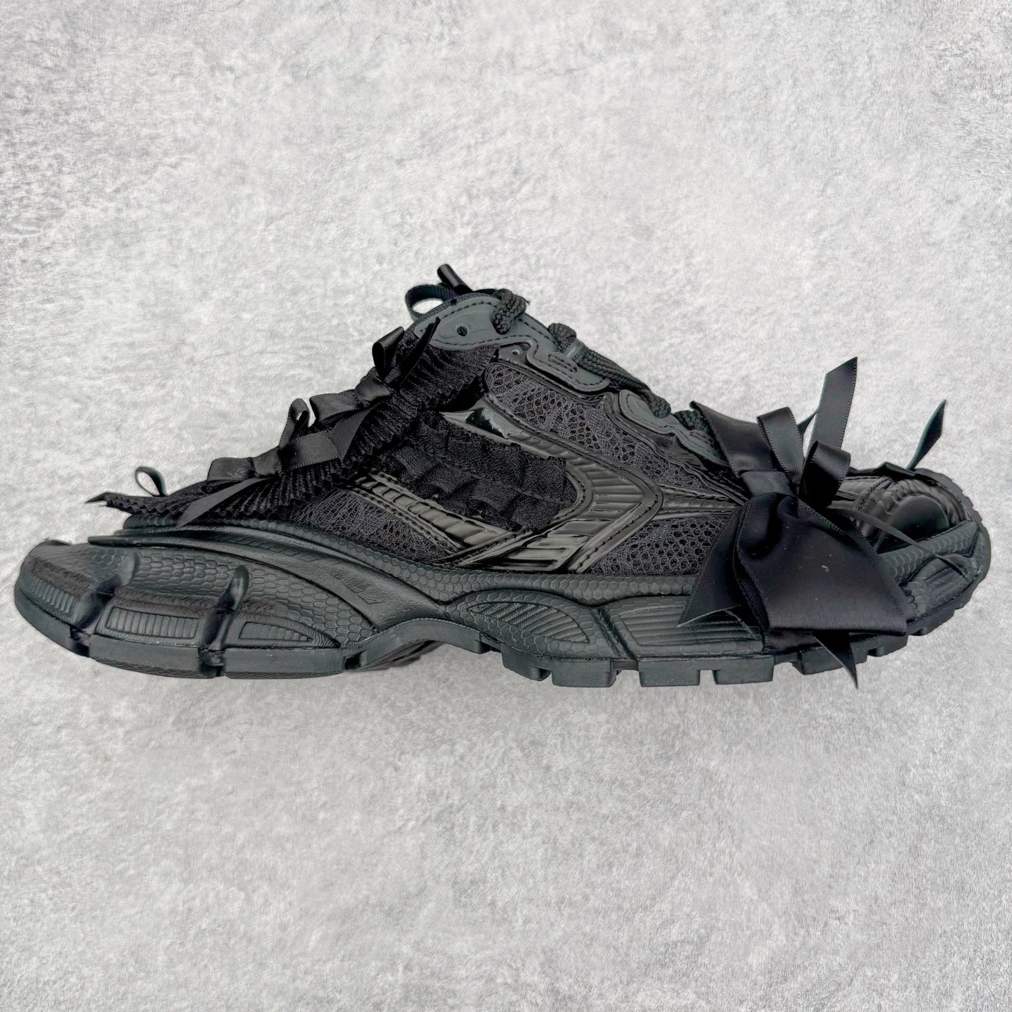 Balenciaga sneakers black