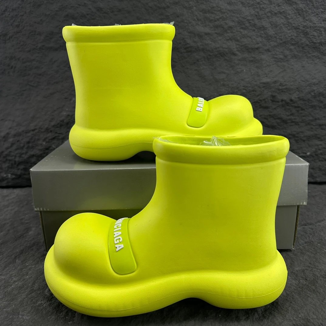 Balenciaga sneakers yellow