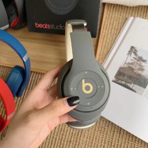 Beats Solo over-ear headphones gray