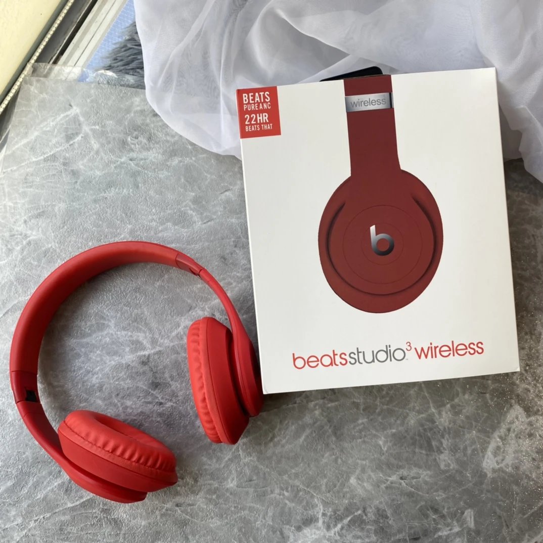 Beats Studio over-ear headphones red