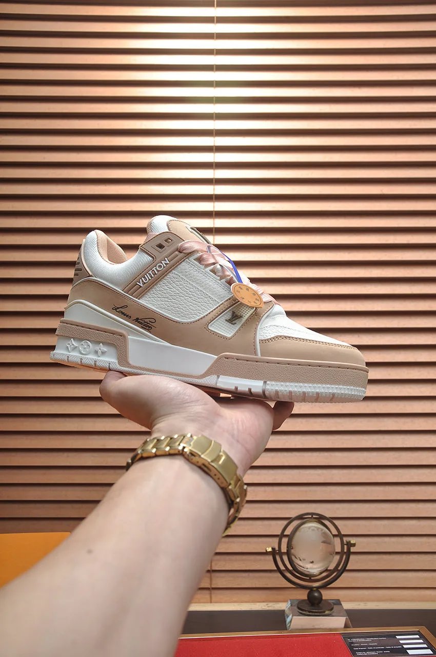 Louis Vuitton sneakers brown