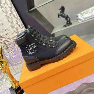 Louis Vuitton sneakers gray