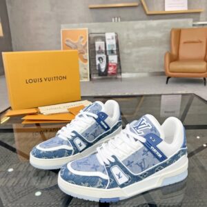 Louis Vuitton sneakers gray